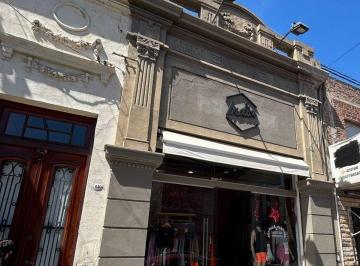 Local comercial · 30m² · Local en Alquiler en Pergamino Zona Centrica