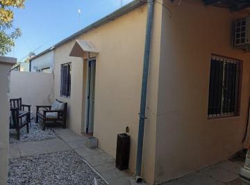 Casa · 65m² · 4 Ambientes · 1 Cochera · Oportunidad! Casa en Venta en El Paraiso - Ramallo