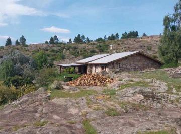 Casa · 290m² · 7 Ambientes · 2 Cocheras · Se Vende Casa C/arroyo Propio 7.4h La Cumbrecita