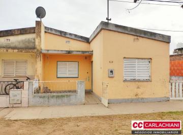 Casa · 61m² · 3 Ambientes · Casa - Las Parejas