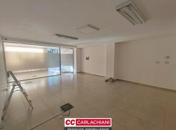 Local comercial · 93m² · 4 Ambientes · Local en Las Parejas