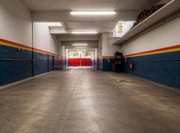 Local comercial · 513m² · Venta Depositó Mas Dos Departamentos en Villa Luro, Caba.