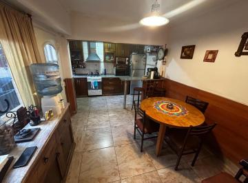 PH · 104m² · 4 Ambientes · PH en Triplex 4 Ambientes