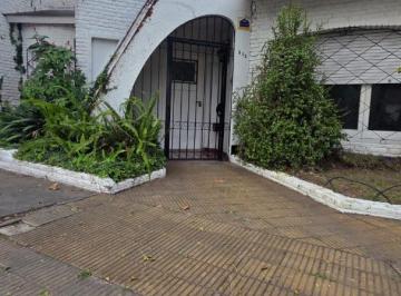 Casa · 89m² · 3 Ambientes · 1 Cochera · Venta Casa 4 Ambientes, Turdera.