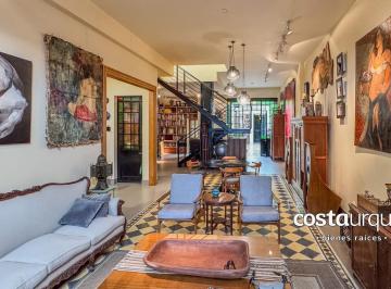 Casa · 307m² · 6 Ambientes · 1 Cochera · Espectacular Casa en San Isidro Joven, 500 m² de Lote, 300 m² Cubiertos