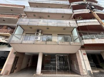 Departamento de 1 ambiente, Agronomía · Amplio Monoambiente Divisible de 42 m² Frente a Comunicaciones