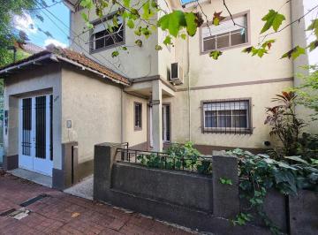 Casa de 10 ambientes, Vicente López · Muy Buena Propiedad Sobre Lote Propio