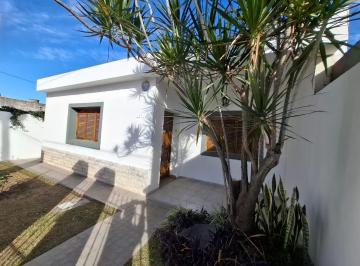Casa · 163m² · 5 Ambientes · Vendo Casa 3 Dorm. en B° Talleres Sud Apto Credito
