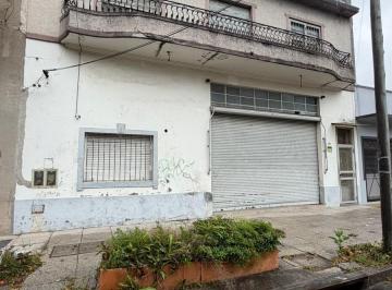 Bodega-Galpón · 100m² · Alquiler Galpon en Caseros