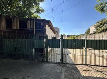 DEH-DEH-740_2 · Casa + 2 Departamentos + Local en Venta!