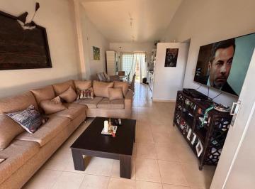 Casa · 90m² · 4 Ambientes · 2 Cocheras · Casa en Venta - 2 Dorm. 1 Baño - Cochera - 185 m² - Malargue