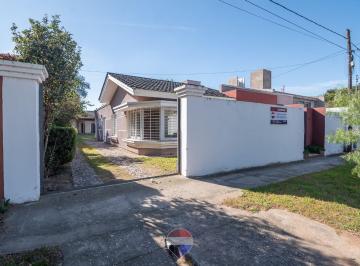 Casa · 255m² · 5 Ambientes · 2 Cocheras · Venta Casa 3 Dorms. Marquez de Sobremonte Cba.