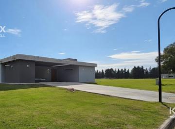 Casa · 161m² · 4 Ambientes · 2 Cocheras · Venta Casa Area 60 La Victoria Polo Club 3 Dorm. con Vista Al Polo