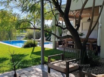 Casa · 270m² · 6 Ambientes · 2 Cocheras · Casa en Venta en Santa Catalina, Villanueva, Tigre