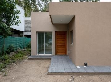 Casa · 100m² · 3 Ambientes · 2 Cocheras · Casa en City Bell: Financiaciación y Permuta