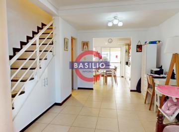 Casa · 68m² · 3 Ambientes · 1 Cochera · Venta Dúplex 3 Ambientes Apto Crédito en Carapachay