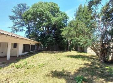 Casa · 200m² · 5 Ambientes · 2 Cocheras · Casa en Venta - 4 Dorm. 1 Baño - Ministro Rivadavia