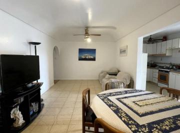 Casa · 339m² · 3 Ambientes · 2 Cocheras · Casa en Venta de 3 Amientes Sobre Lote Propio en Excelente Ubicación Padua Sur
