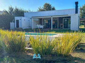Casa de 5 ambientes, Costa Esmeralda · Venta Casa Costa Esmeralda Barrio de Fácil Acceso, Muy Cerca de La Playa