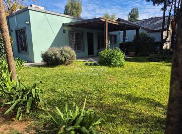 Quinta vacacional · 103m² · 5 Ambientes · Casa Quinta en Venta en Barrio Parque Sakura, Exaltación de La Cruz, G. B. a. Zona Norte
