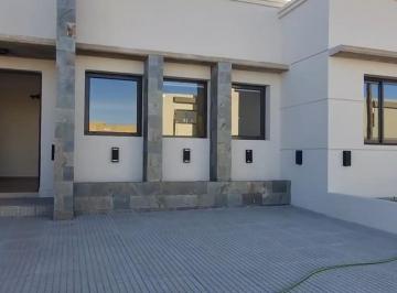 Casa de 4 ambientes, Córdoba · Docta - Venta Casa 3 Dorm. - 2 Baños - Quincho y Asador