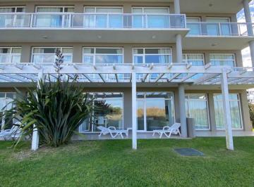 Departamento de 4 ambientes, Cariló · Exclusivo Dúplex Frente Al Mar en Ed. Playas | 3 Dorm., Amenities Premium y Vista Al Mar.