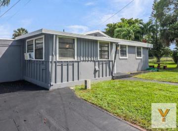 Casa · 172m² · 6 Ambientes · 2 Cocheras · Casa en Venta - 5 Dorm. 2 Baños - Cocheras - 1356 m² - Dania Beach, Miami, Florida