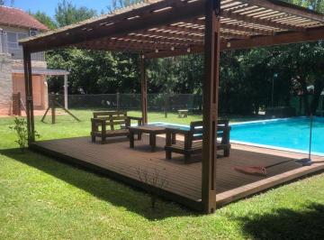 Quinta vacacional · 180m² · 4 Ambientes · 1 Cochera · Quinta en Venta en Mercedes B.