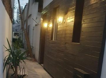 Casa de 3 ambientes, Bahía Blanca · Alquilo Casa (Zelarrayan 400) Amoblada (Patio con Parrilla)