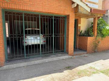 Casa · 235m² · 12 Ambientes · Casa en Venta - 6 Dorm. 4 Baños - Tolosa