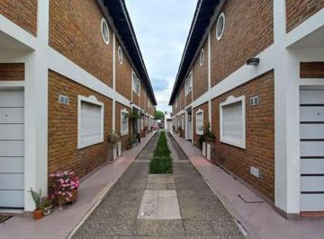 PH · 55m² · 3 Ambientes · 1 Cochera · Venta PH 3 Ambientes Ramos Mejia Patio Cochera