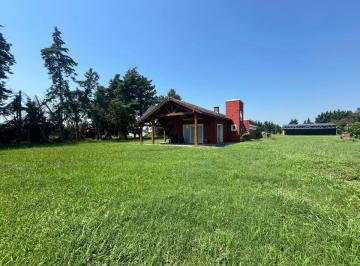 Casa · 200m² · 5 Ambientes · Sector Aeronautcio Venta Casa 1.475 m² Lote Aero Country Club General Rodriguez Acc Eaa