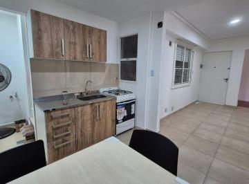 Departamento · 66m² · 4 Ambientes · Venta 4 Ambientes Flores Impecable Totalm Refacc