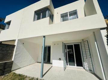 Casa · 132m² · 5 Ambientes · 2 Cocheras · Venta Duplex 3 Dorm Jardines del Boulevard Cordoba