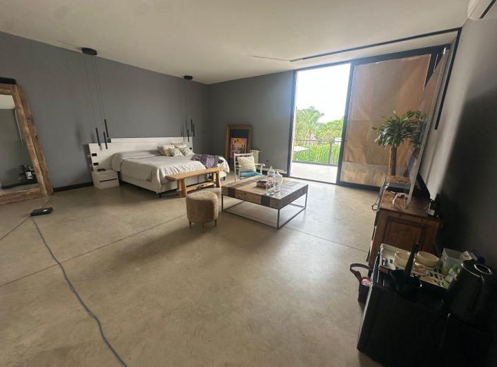 Casa · 625m² · 12 Ambientes · 4 Cocheras