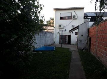 Casa · 162m² · 3 Ambientes · Casa en Venta - 2 Dorm. 1 Baño - 170 m² - Quilmes