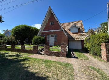 Casa · 154m² · 4 Ambientes · 1 Cochera · Venta Casa Gran Parque