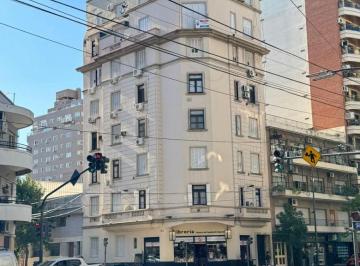 Departamento de 4 ambientes, Barracas · Departamento Triplex de 4 Ambientes - Av Martín García Al 800