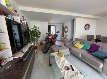 PH de 5 ambientes, Córdoba · Dúplex en Venta en Lomas de Manantiales