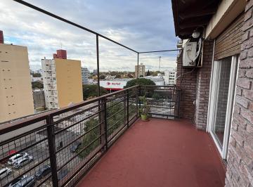 Departamento de 3 ambientes, Vicente López · Departamento de 3 Ambientes con Vista Abierta en Vicente López