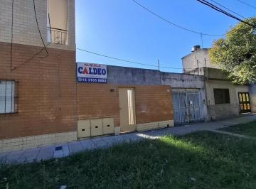 general-san-martin-villa-maipu-alquiler-departamento-2-ambientes · Alquiler 2 Amb con Patio