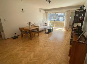 Departamento de 4 ambientes, Palermo · Excelente 4 Ambientes Reciclado a Nuevo!