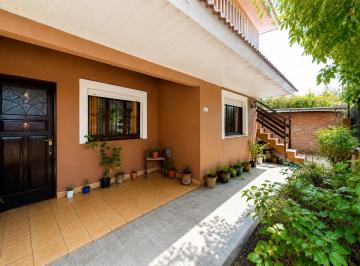 Casa de 7 ambientes, Mar del Plata · Casa, Chalet en Planta Alta y Departamento.