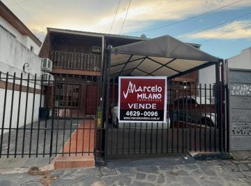 Casa · 70m² · 3 Ambientes · 1 Cochera · Dúplex de 3 Ambientes con Patio en Moron