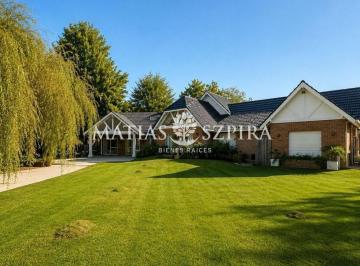 Casa · 336m² · 6 Ambientes · Propiedad en Venta en San Diego
