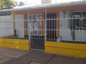 Casa de 5 ambientes, General Alvear · Venta Casa + Departamento