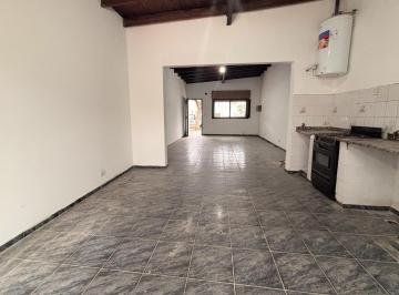 Foto · Casa en Alquiler, de 3 Dorm. con Patio en La Plata.