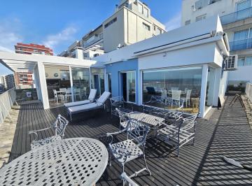 Departamento · 250m² · Departamento - Playa Grande