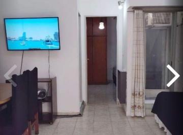 Departamento de 1 ambiente, Almagro · Oportunidad Amplio PH 2 Ambientes en Venta en Almagro