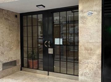 Departamento de 4 ambientes, Barrio Norte · Barrio Norte - Amplio Semipiso Al Frente - 3 Dorm. 2 Baños - a Reciclar!